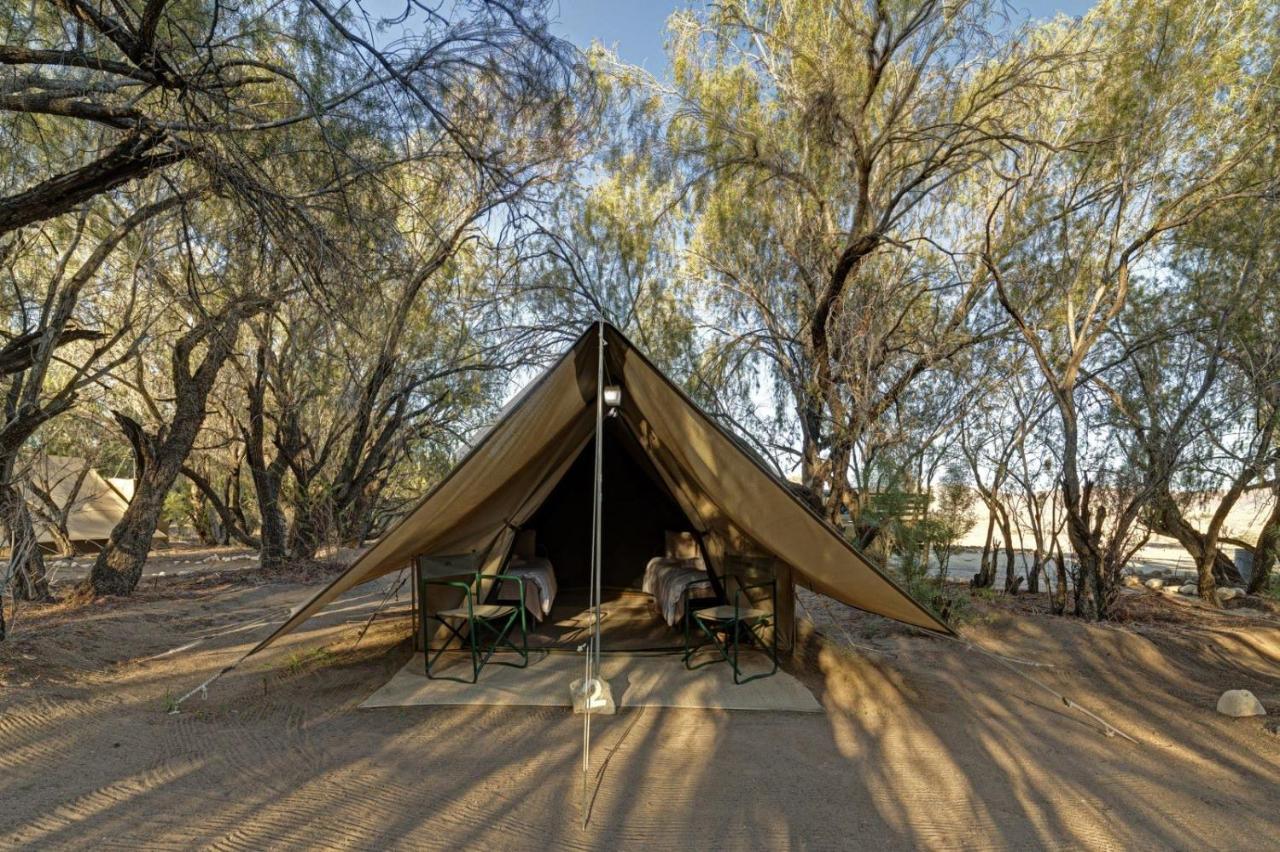 Hotel Neuras Wine&Wildlife Estate Namib-Naukluft National Park Exterior foto
