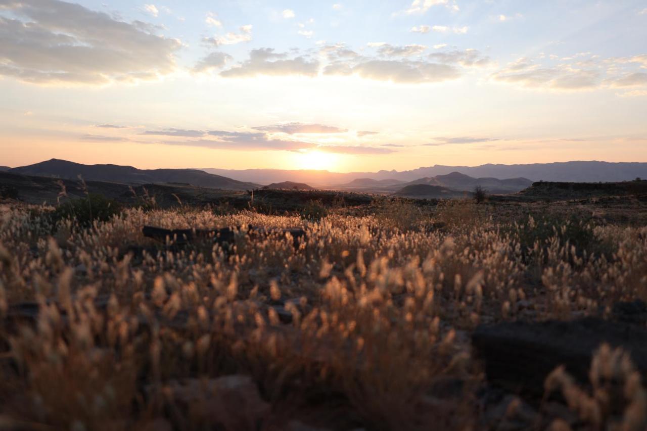 Hotel Neuras Wine&Wildlife Estate Namib-Naukluft National Park Exterior foto